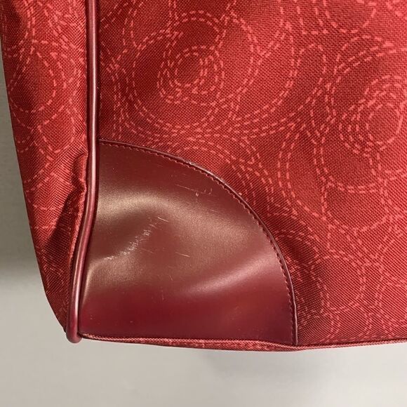 Jessica Simpson Rose Garden Weekender Tote Bag - Picture 5 of 7